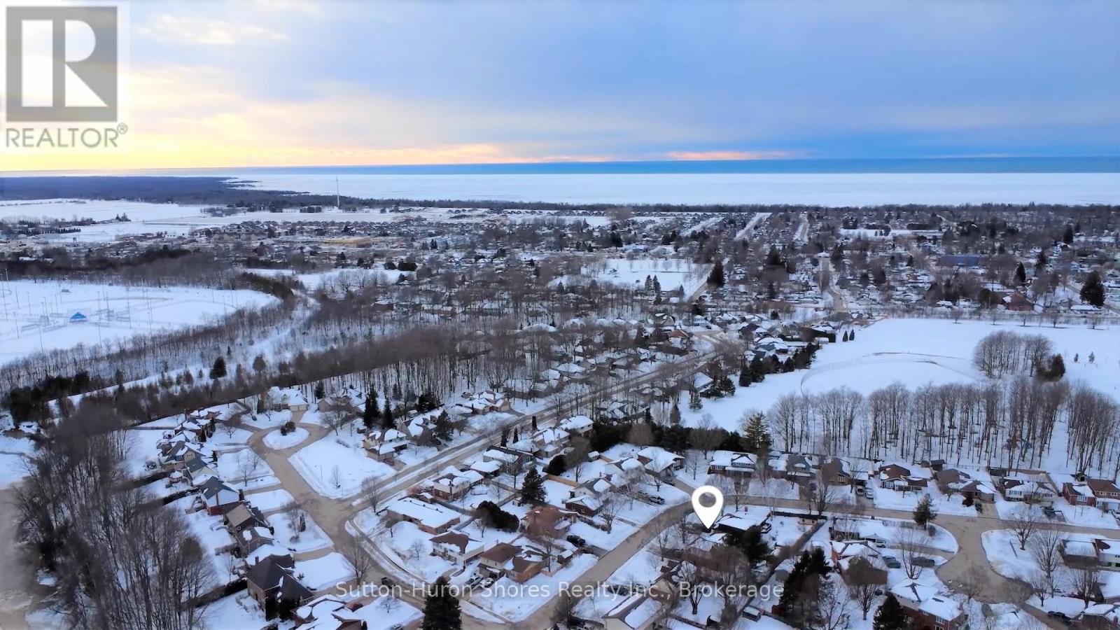 437 Thede Drive, Saugeen Shores, Ontario  N0H 2C4 - Photo 42 - X12012654