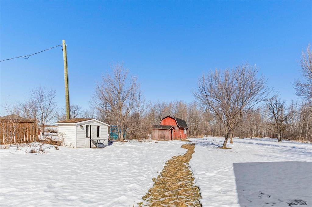 813 Main Street, Steinbach, Manitoba  R5G 2H4 - Photo 18 - 202504289