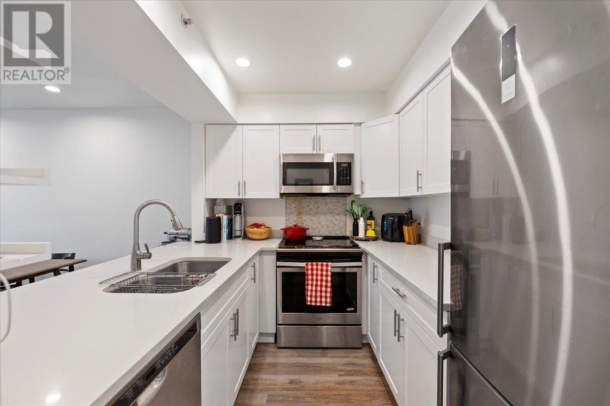 207 633 W 16th Avenue, Vancouver, British Columbia  V5Z 1S5 - Photo 2 - R2976152