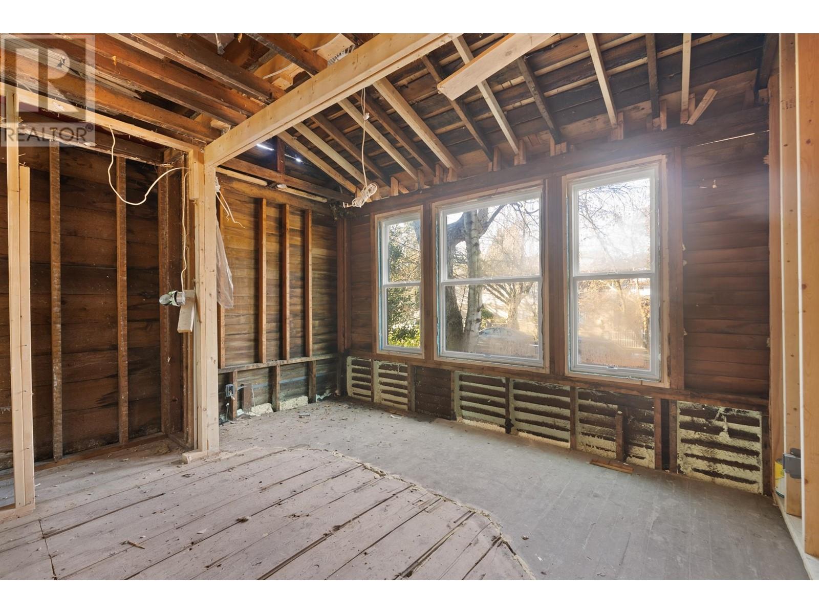 3044 Glen Drive, Vancouver, British Columbia  V5T 4C1 - Photo 14 - R2963868