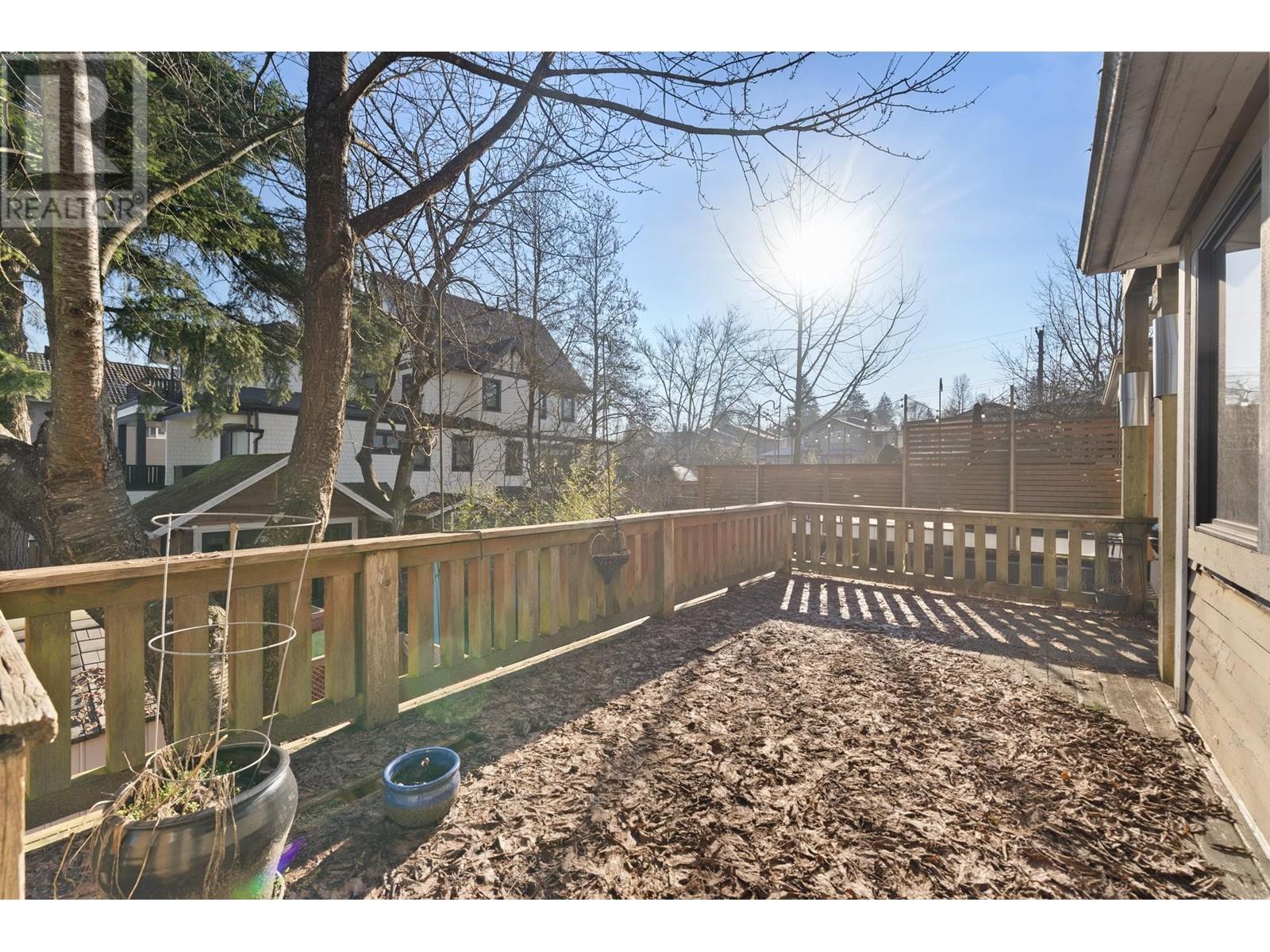 3044 Glen Drive, Vancouver, British Columbia  V5T 4C1 - Photo 28 - R2963868