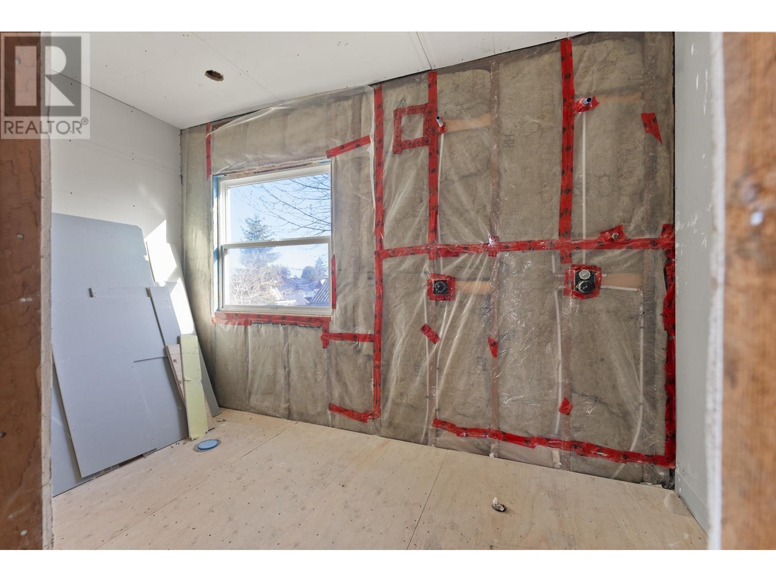 3044 Glen Drive, Vancouver, British Columbia  V5T 4C1 - Photo 21 - R2963868