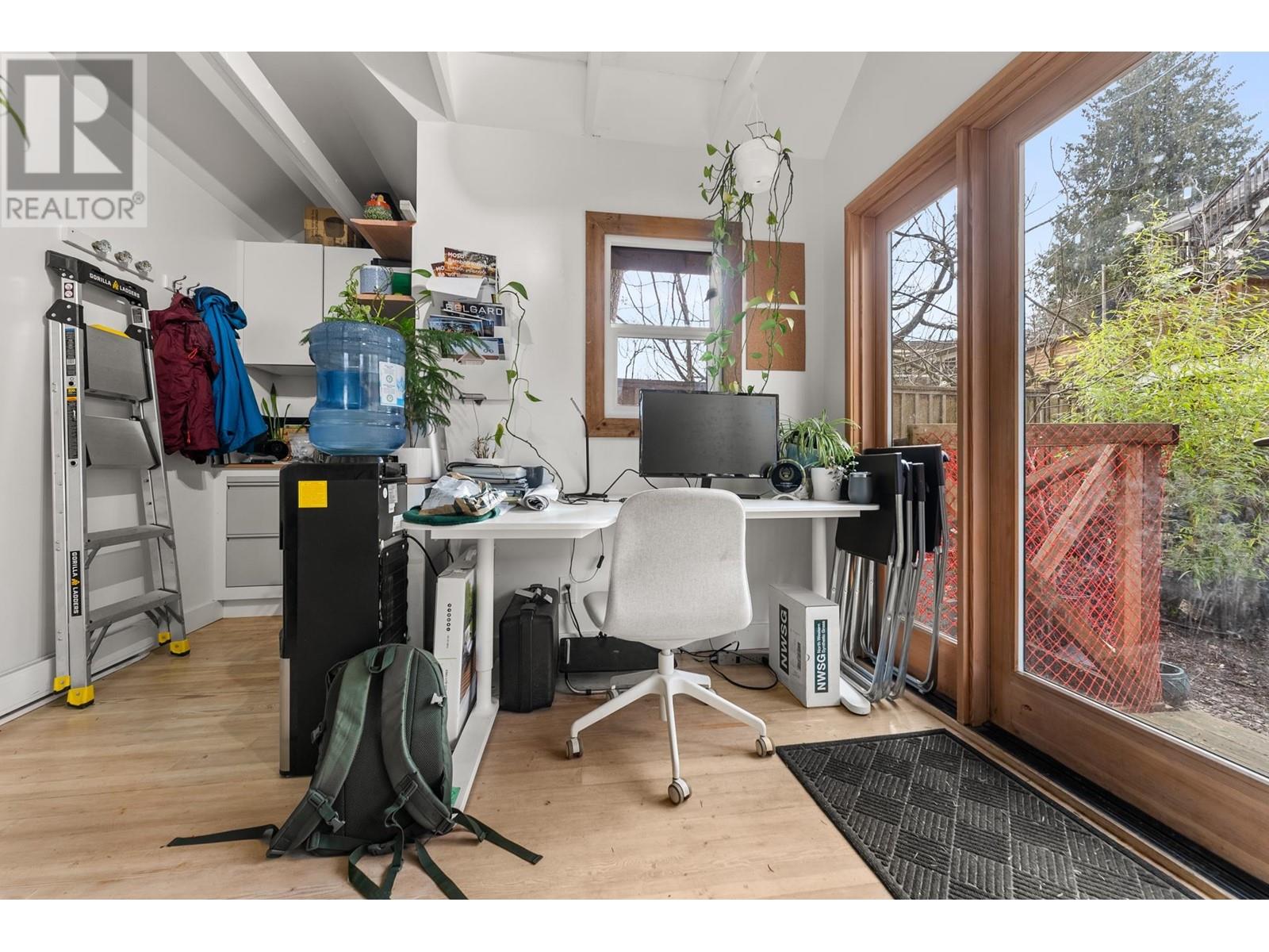 3044 Glen Drive, Vancouver, British Columbia  V5T 4C1 - Photo 34 - R2963868