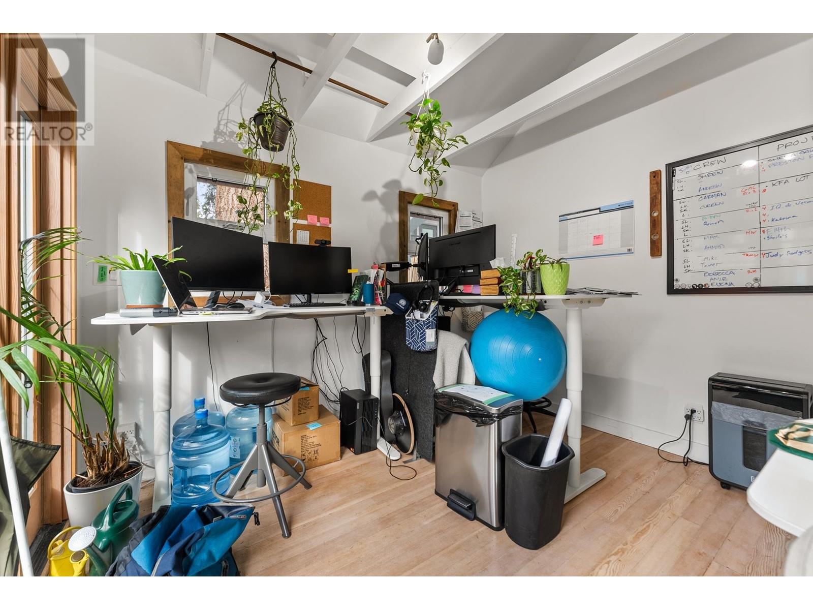 3044 Glen Drive, Vancouver, British Columbia  V5T 4C1 - Photo 33 - R2963868