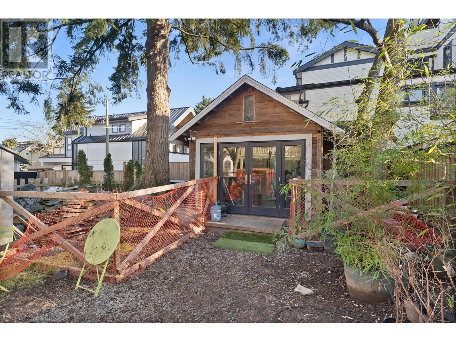 3044 Glen Drive, Vancouver, British Columbia  V5T 4C1 - Photo 32 - R2963868