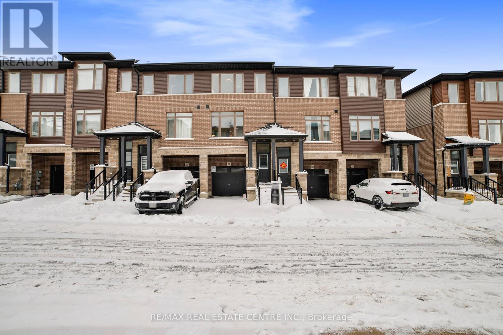 29 - 61 Soho Street W, Hamilton, Ontario  L8J 0M6 - Photo 1 - X12012782