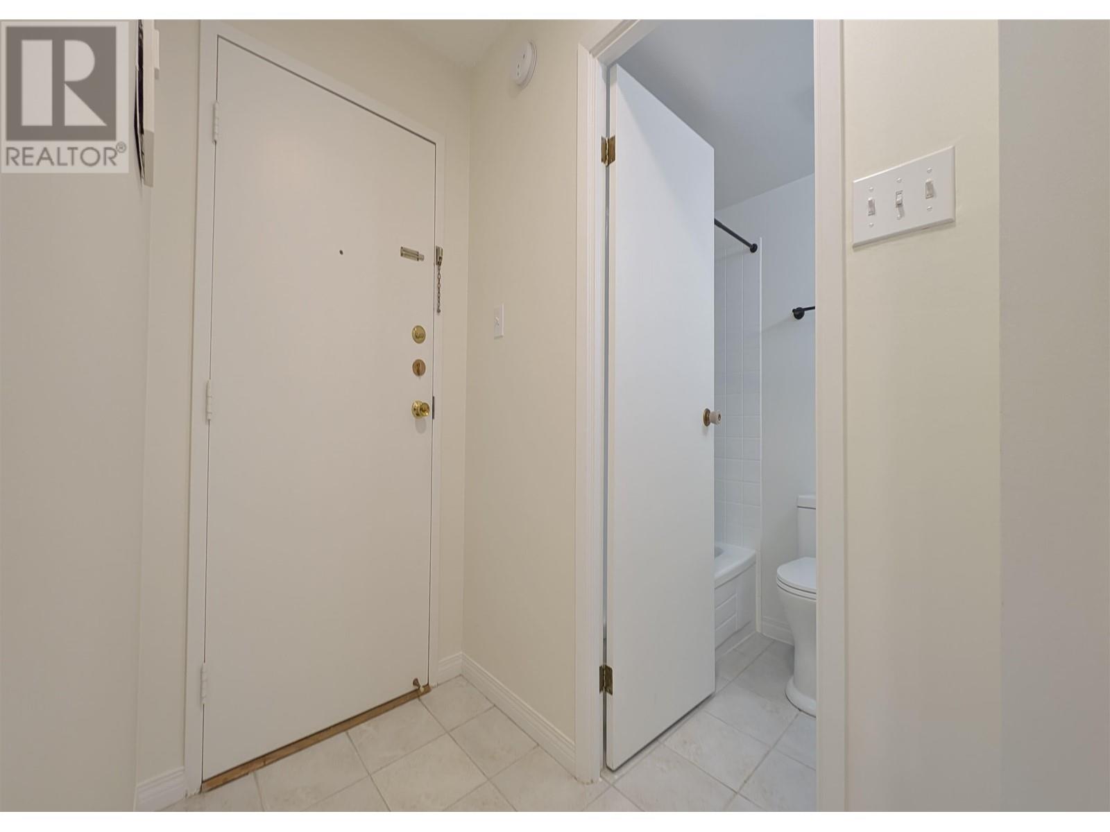 1203 1146 Harwood Street, Vancouver, British Columbia  V6E 3V1 - Photo 3 - R2975478