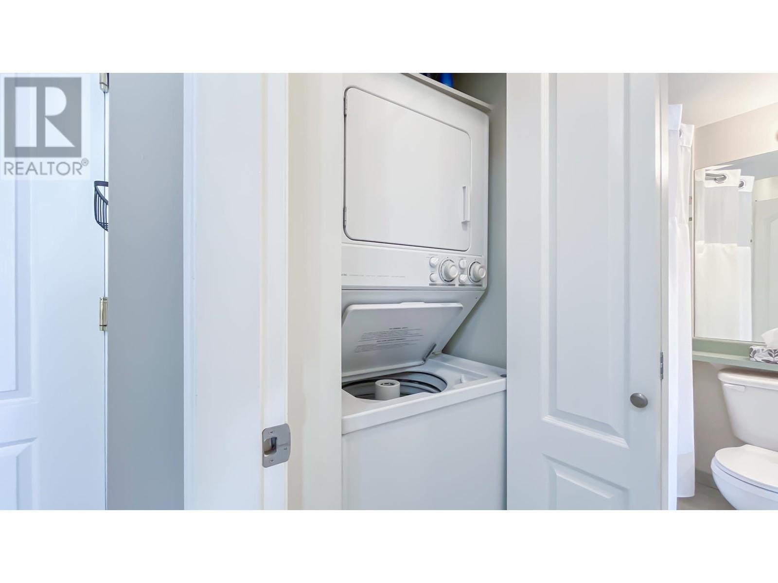 Listing Picture 17 of 20 : 311 3770 MANOR STREET, Burnaby / 本拿比 - 魯藝地產 Yvonne Lu Group - MLS Medallion Club Member