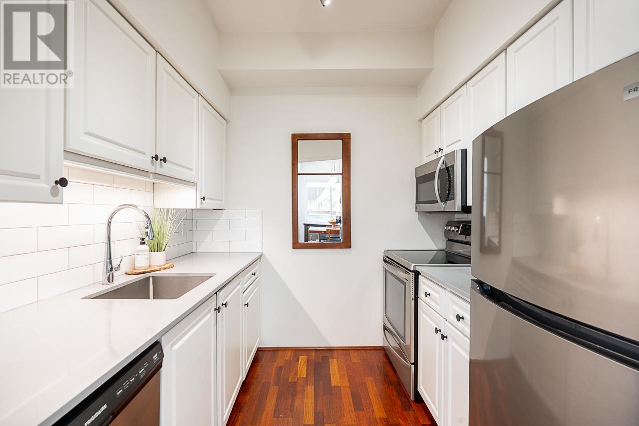 Listing Picture 10 of 25 : 102 1265 W 11TH AVENUE, Vancouver / 溫哥華 - 魯藝地產 Yvonne Lu Group - MLS Medallion Club Member