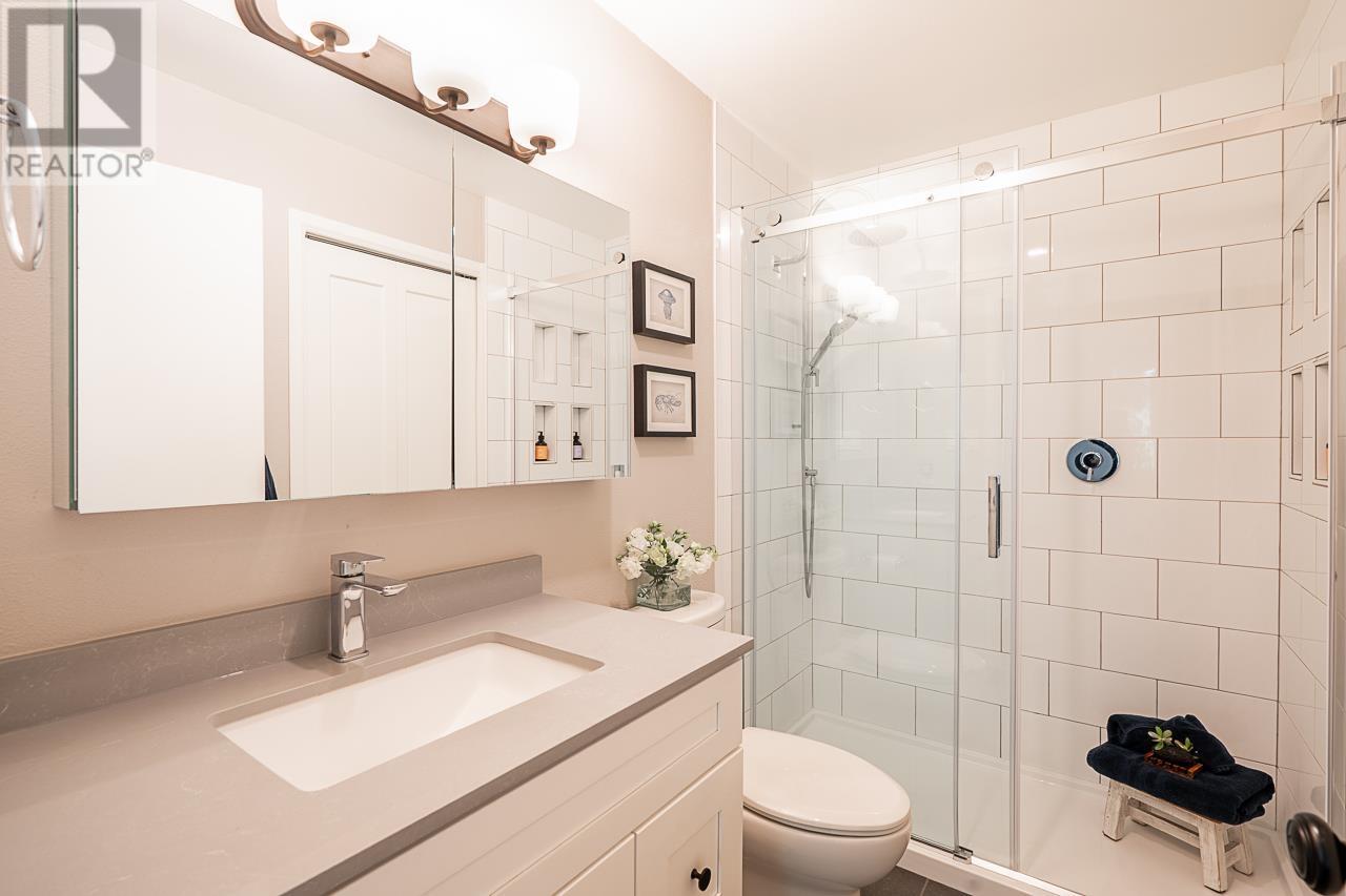 Listing Picture 16 of 25 : 102 1265 W 11TH AVENUE, Vancouver / 溫哥華 - 魯藝地產 Yvonne Lu Group - MLS Medallion Club Member