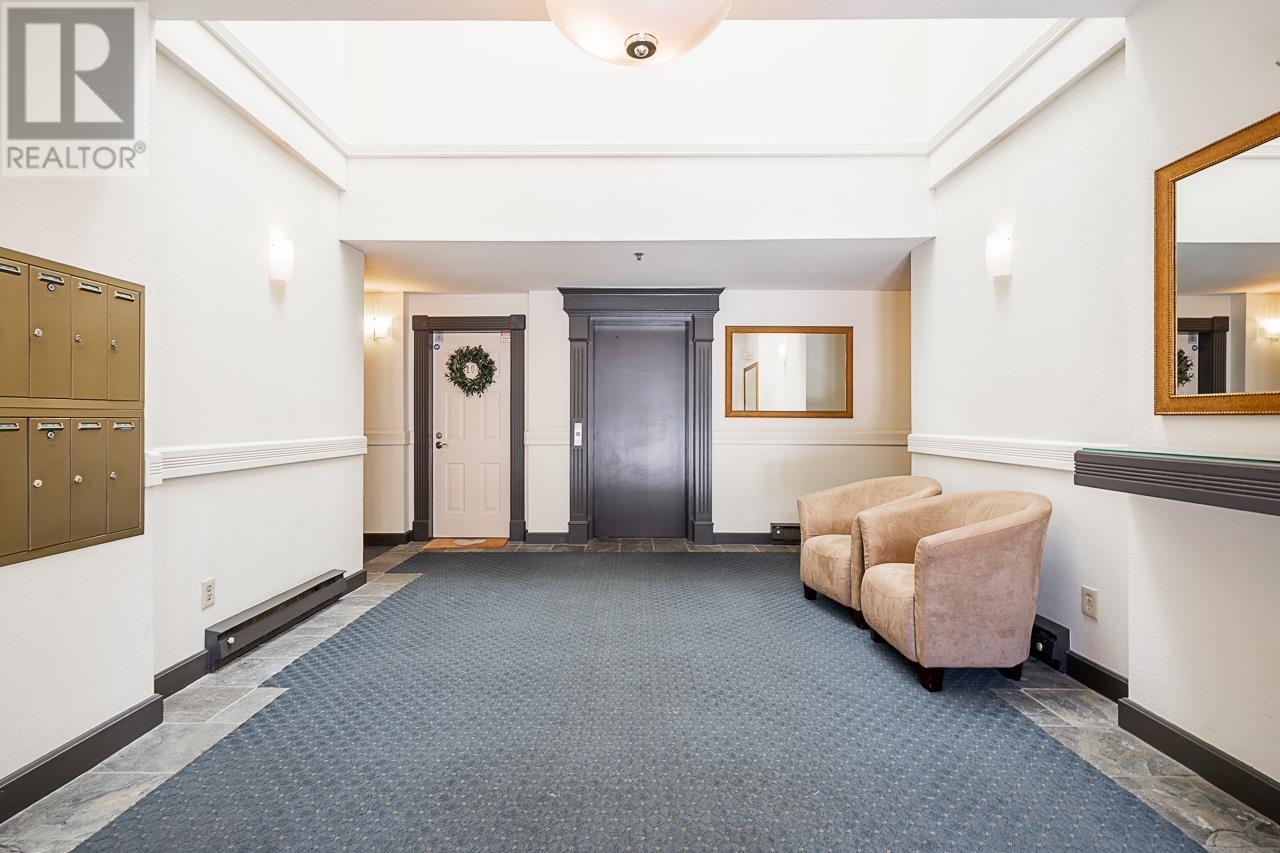 Listing Picture 24 of 25 : 102 1265 W 11TH AVENUE, Vancouver / 溫哥華 - 魯藝地產 Yvonne Lu Group - MLS Medallion Club Member