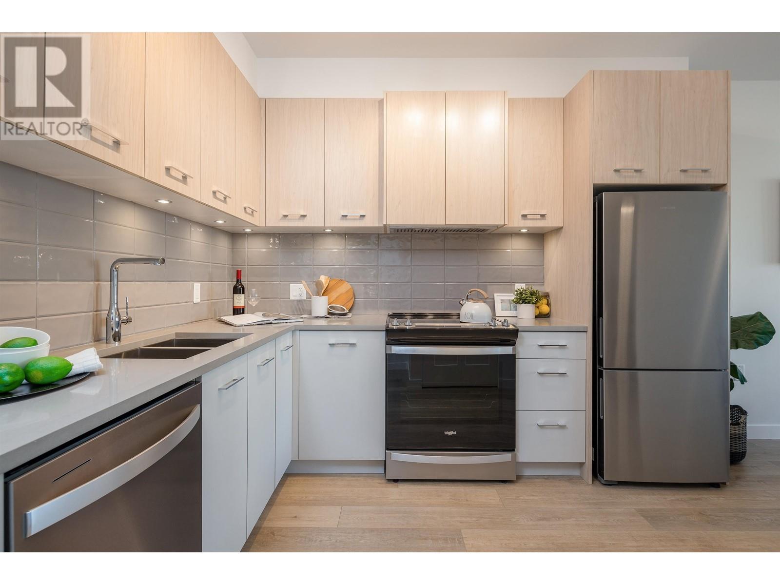 308 4933 Clarendon Street, Vancouver, British Columbia  V5R 3J3 - Photo 5 - R2976278