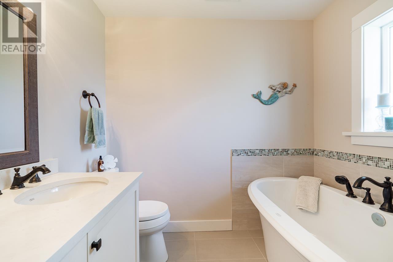 269 67 Street, Delta, British Columbia  V4L 1M2 - Photo 22 - R2976237
