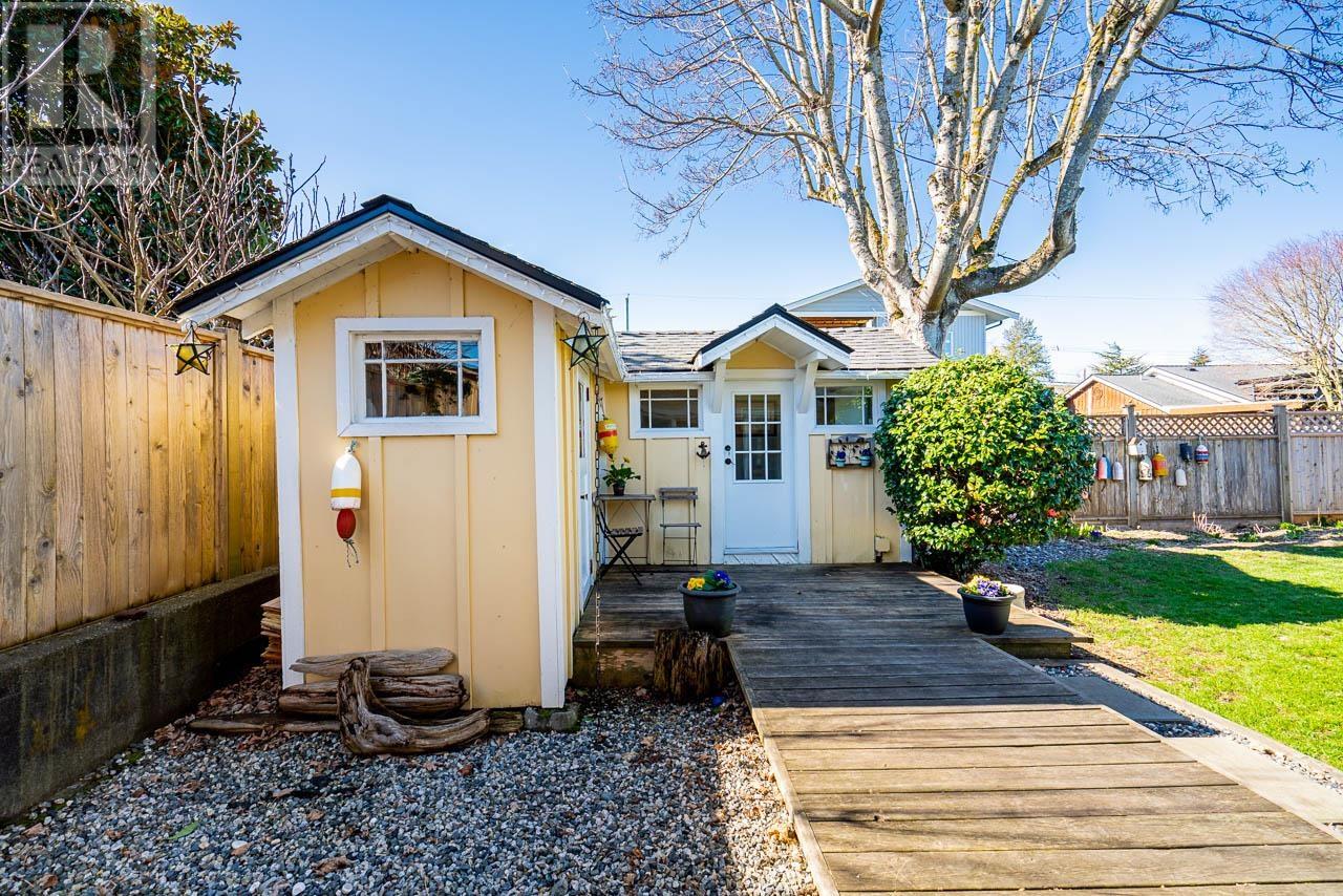 269 67 Street, Delta, British Columbia  V4L 1M2 - Photo 32 - R2976237
