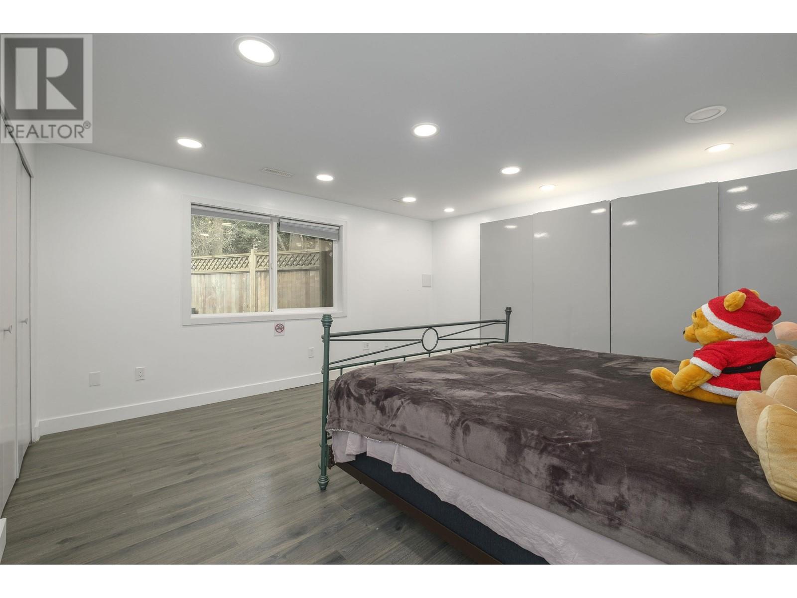 2548 Boswell Avenue, North Vancouver, British Columbia  V7H 1L7 - Photo 27 - R2976253