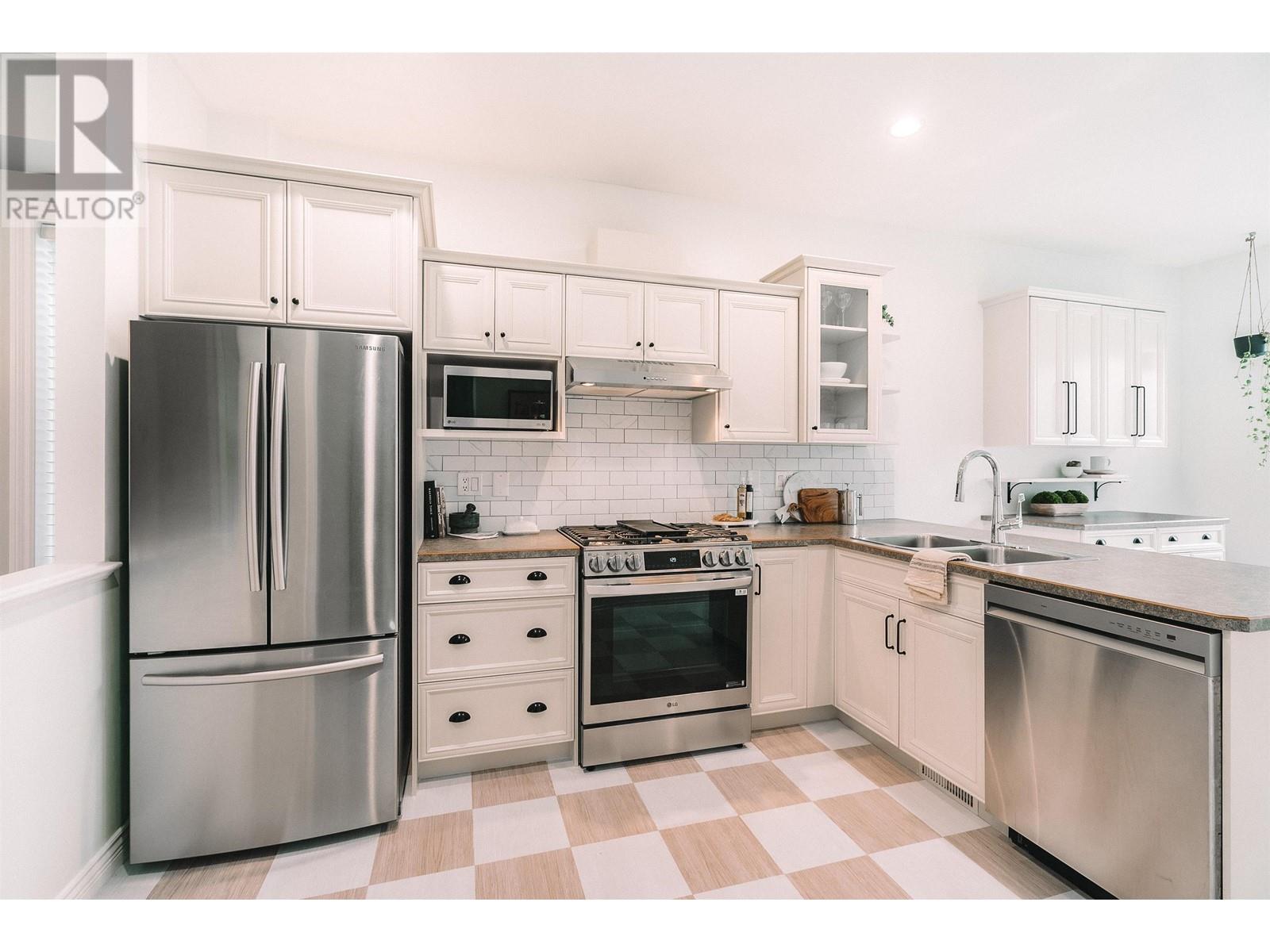 11804 191a Street, Pitt Meadows, British Columbia  V3Y 0A4 - Photo 11 - R2976294