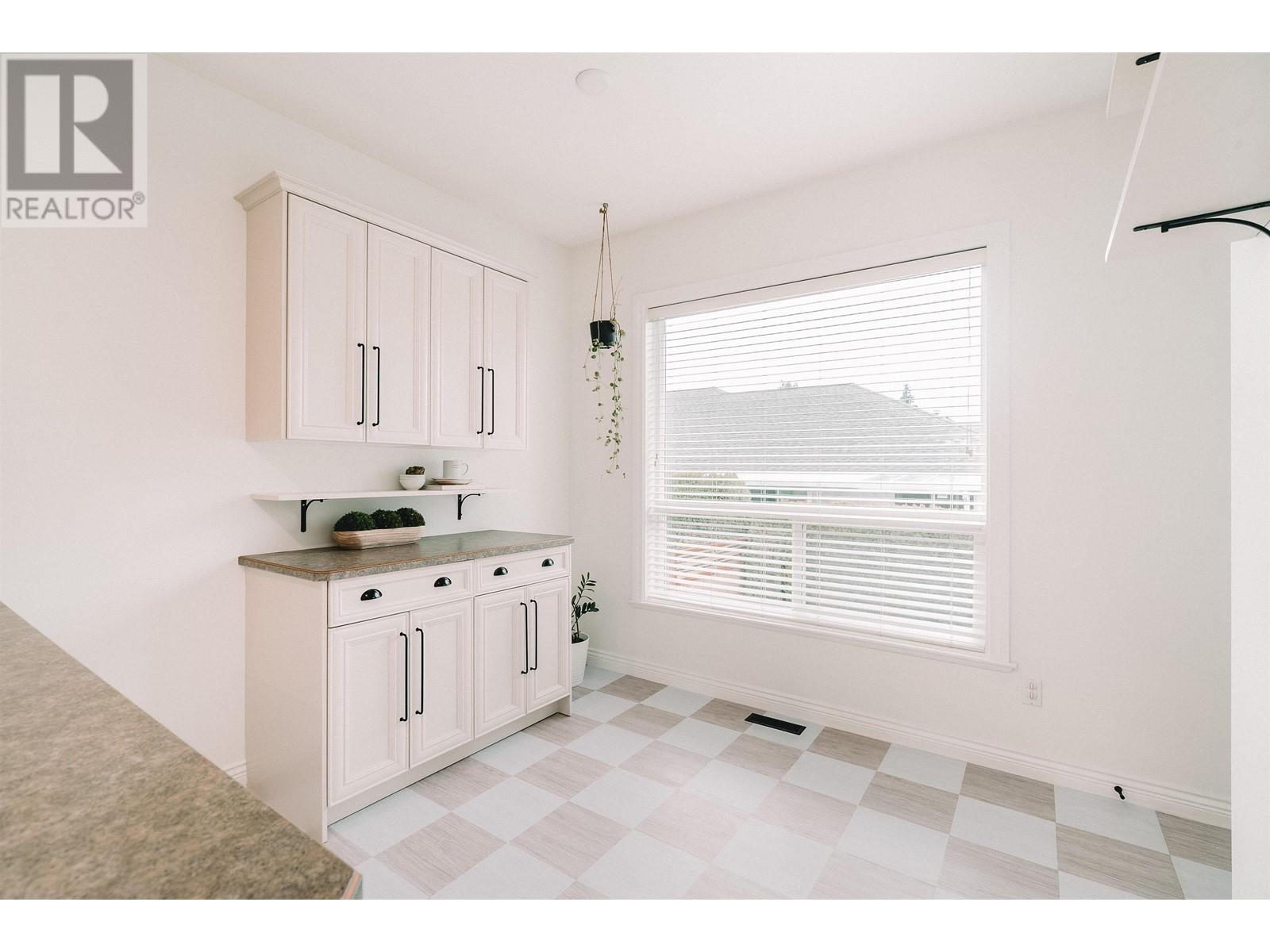 11804 191a Street, Pitt Meadows, British Columbia  V3Y 0A4 - Photo 14 - R2976294