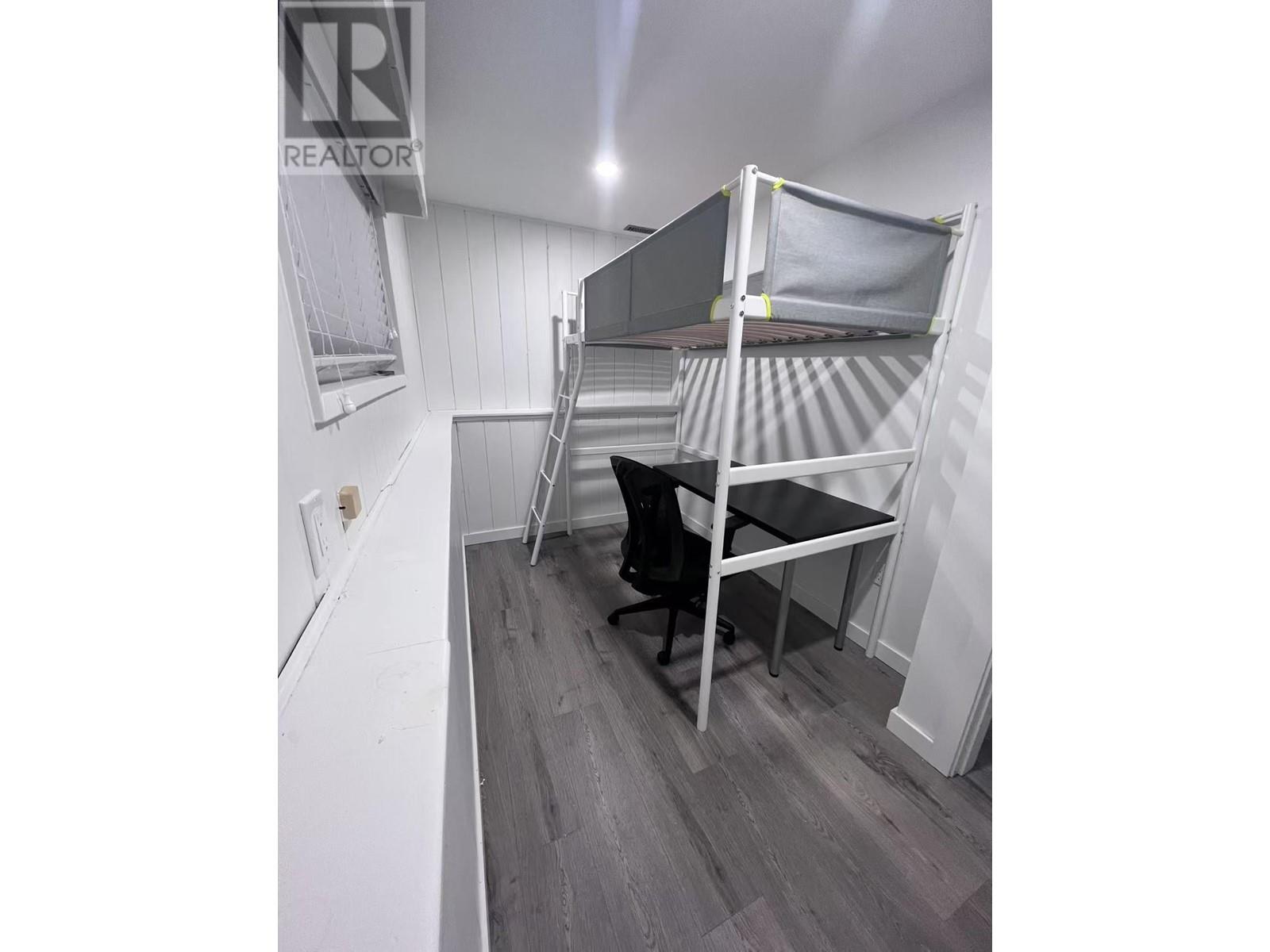 Rental Suite 680 Sperling Avenue, Burnaby, British Columbia  V5B 1Y7 - Photo 2 - R2976275