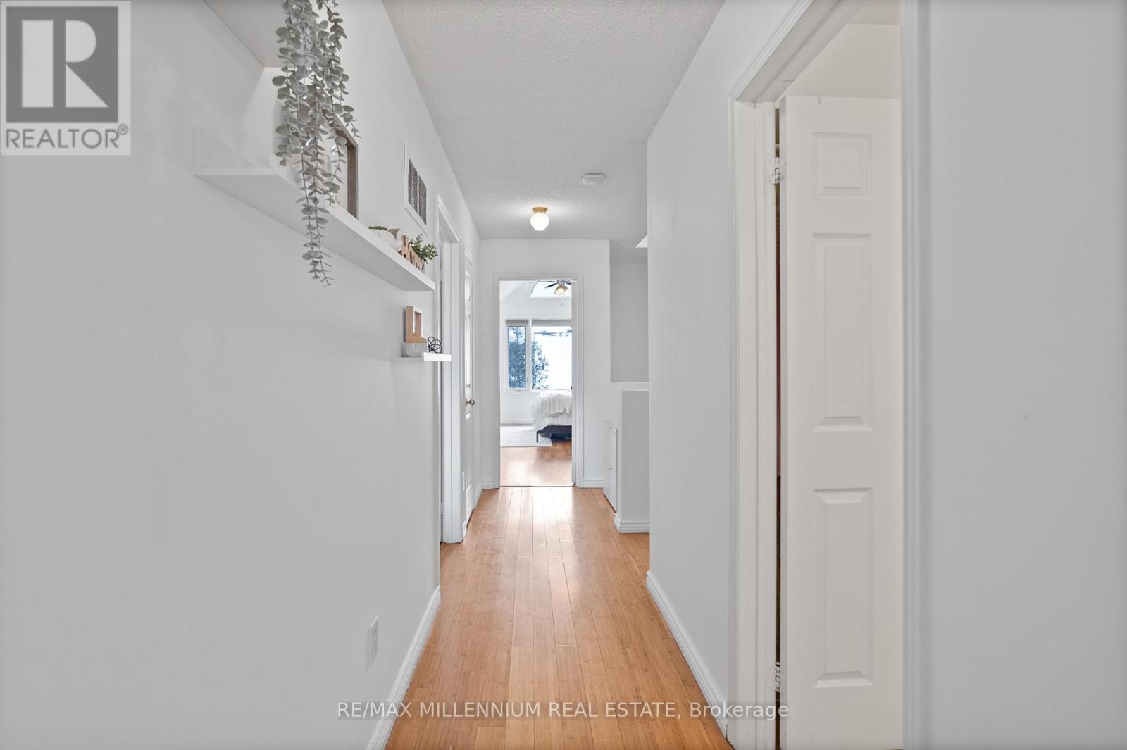 38 - 2065 Sixth Line, Oakville, Ontario  L6H 5R8 - Photo 25 - W12012881