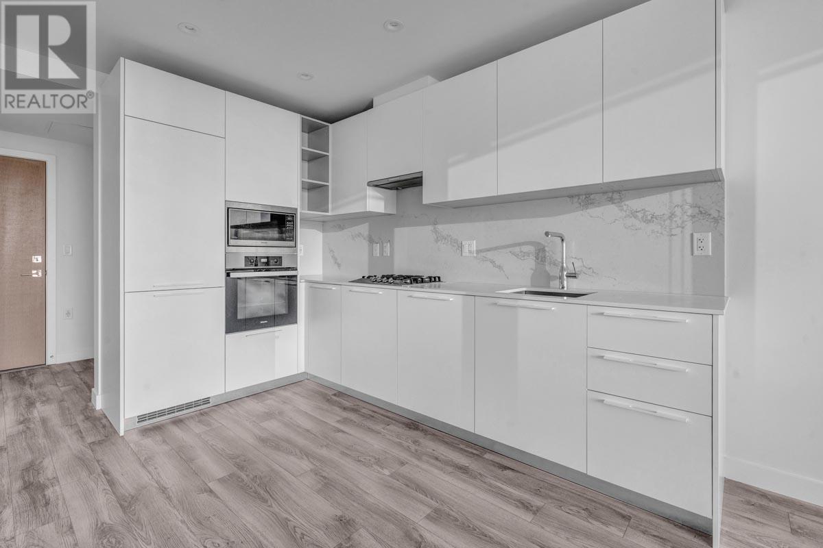 Listing Picture 11 of 21 : 1603 6699 DUNBLANE AVENUE, Burnaby / 本拿比 - 魯藝地產 Yvonne Lu Group - MLS Medallion Club Member