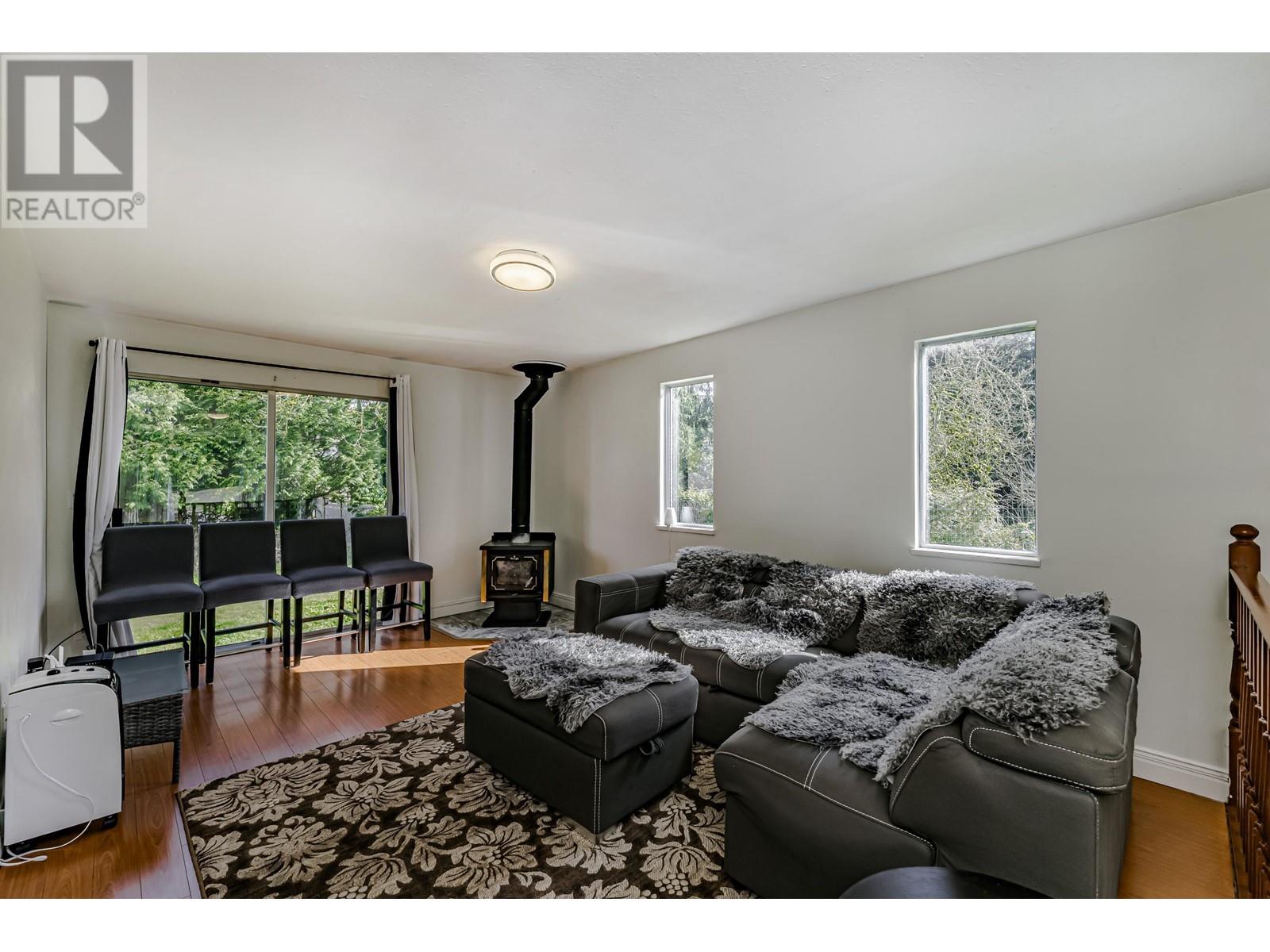 Property at 11172 CHARLTON STREET image 3