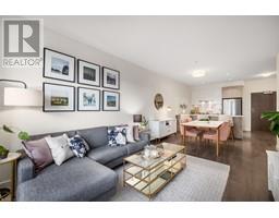 212 4468 DAWSON STREET, Burnaby, British Columbia