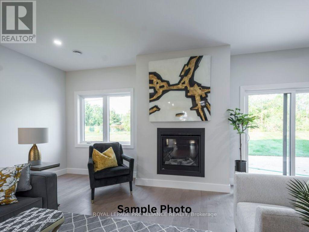 39 Fraser Drive, Quinte West, Ontario  K0K 1E0 - Photo 8 - X12012958