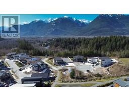 2917 SNOWBERRY PLACE, Squamish, British Columbia