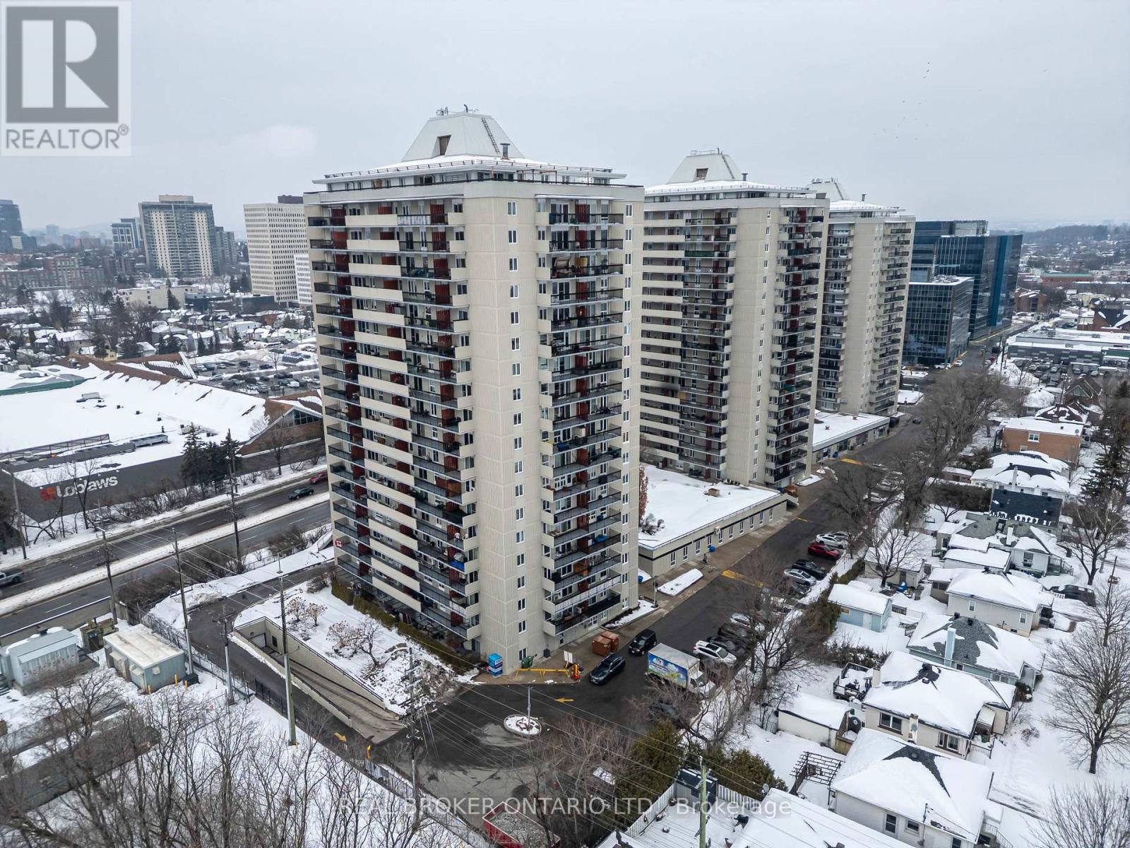 Property at 1907 - 158C MCARTHUR AVENUE image 1