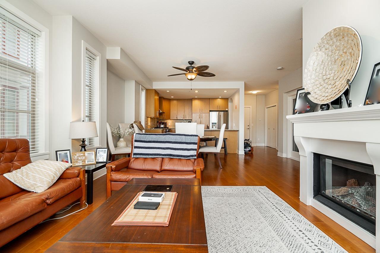 Property at 204 16469 64 AVENUE image 3