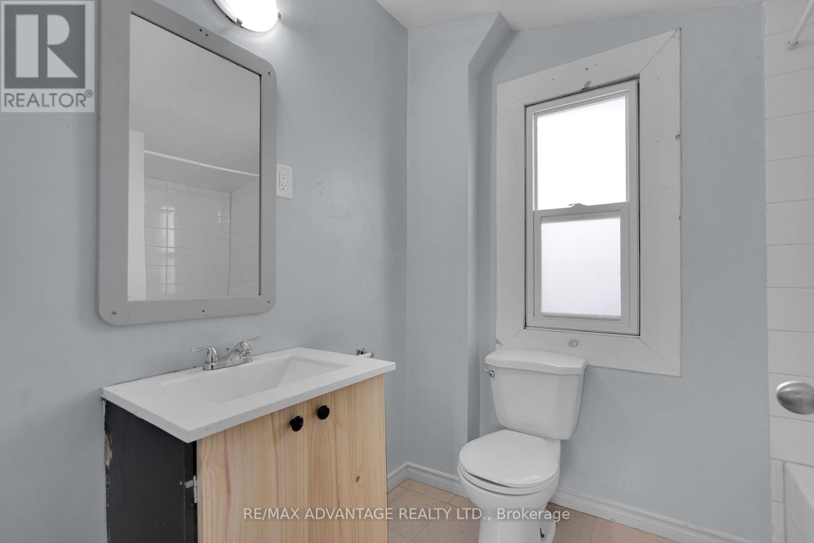 28 Rathgar Street, London East, Ontario  N5Z 1Y4 - Photo 11 - X12011995