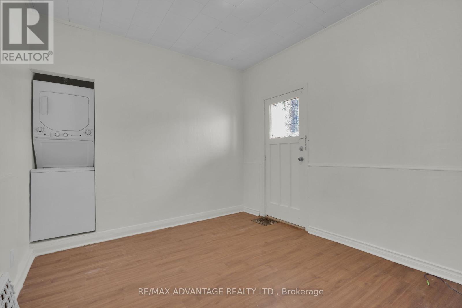 Property at 28 RATHGAR STREET image 3