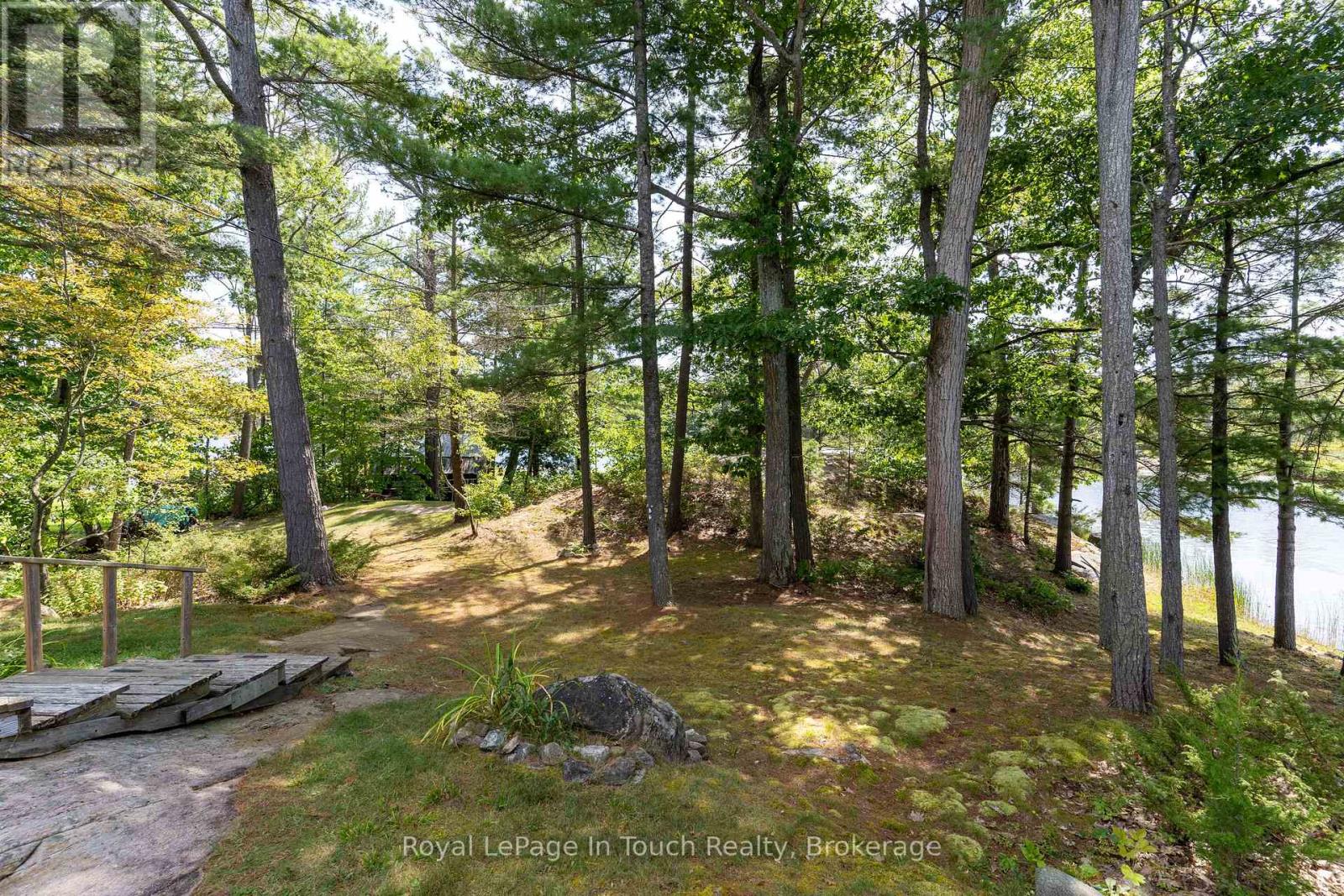2 Island 860, Georgian Bay, Ontario  P0E 1E0 - Photo 19 - X12012985