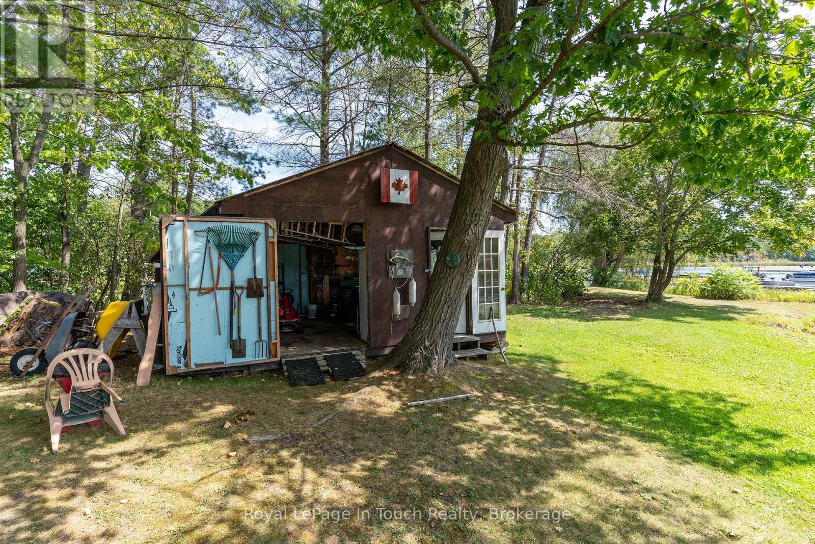 2 Island 860, Georgian Bay, Ontario  P0E 1E0 - Photo 25 - X12012985
