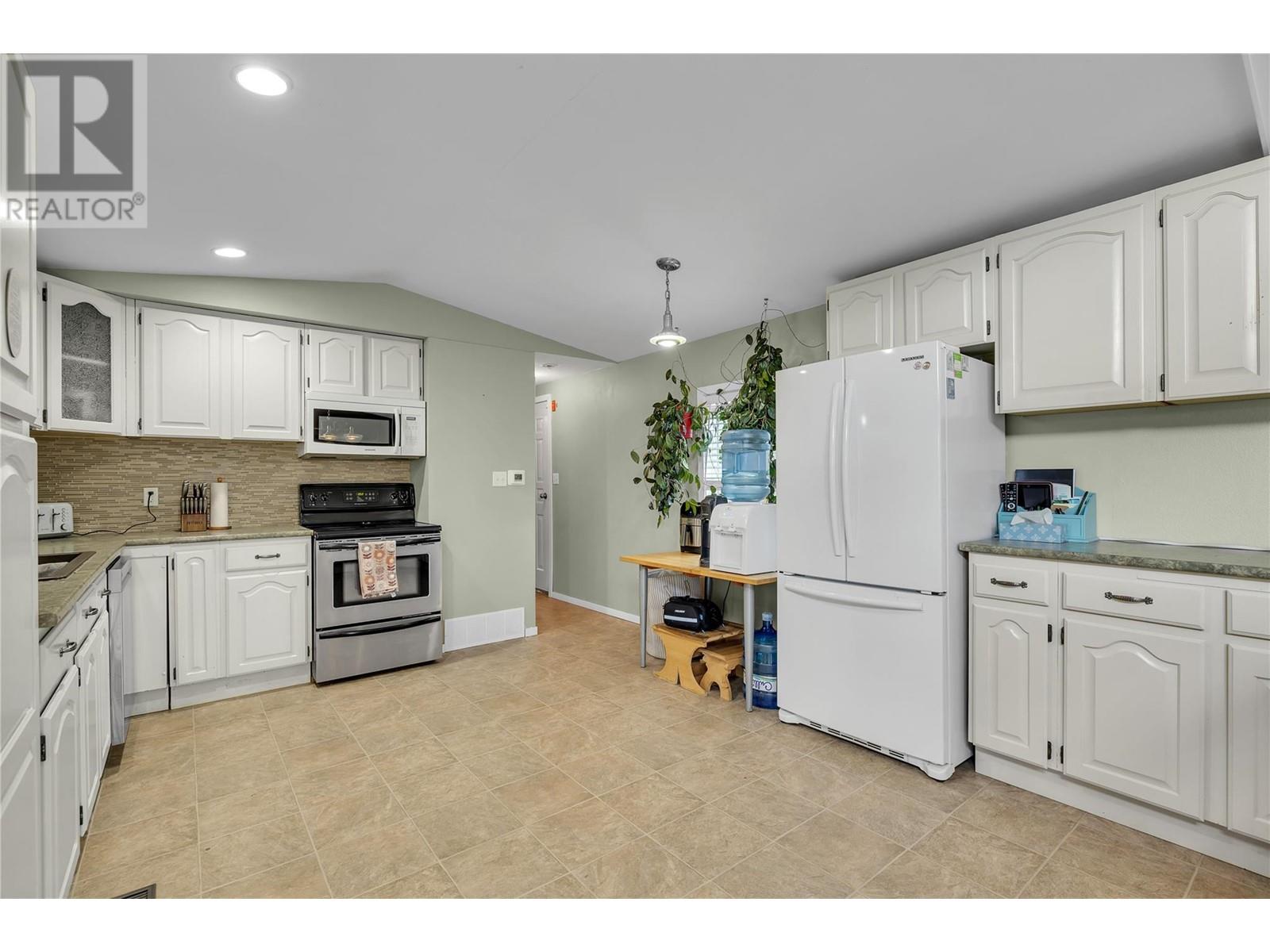 Property at 2001 Highway 97 S Highway Unit# 263 image 4