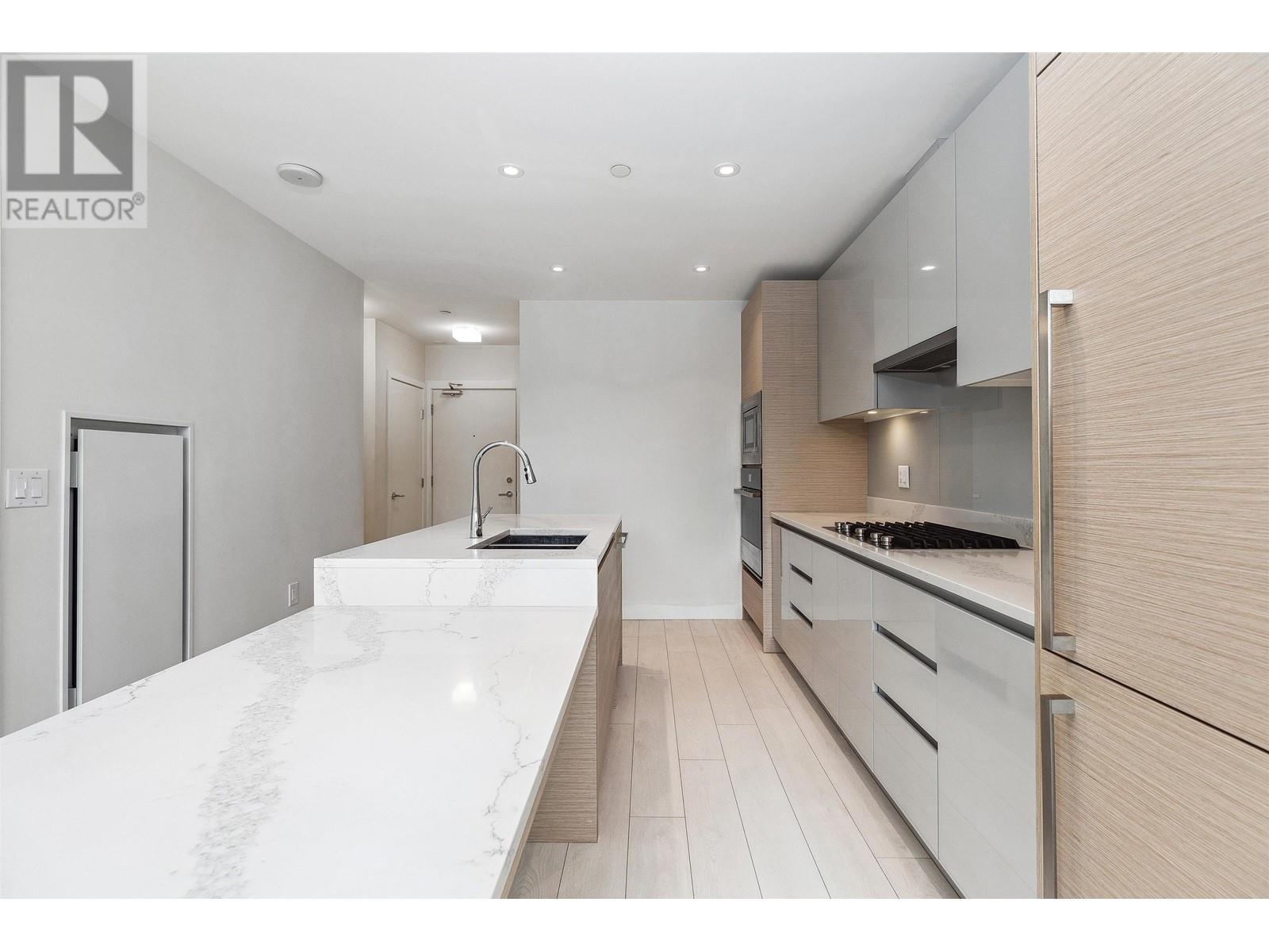 Listing Picture 3 of 18 : 511 3538 SAWMILL CRESCENT, Vancouver / 溫哥華 - 魯藝地產 Yvonne Lu Group - MLS Medallion Club Member