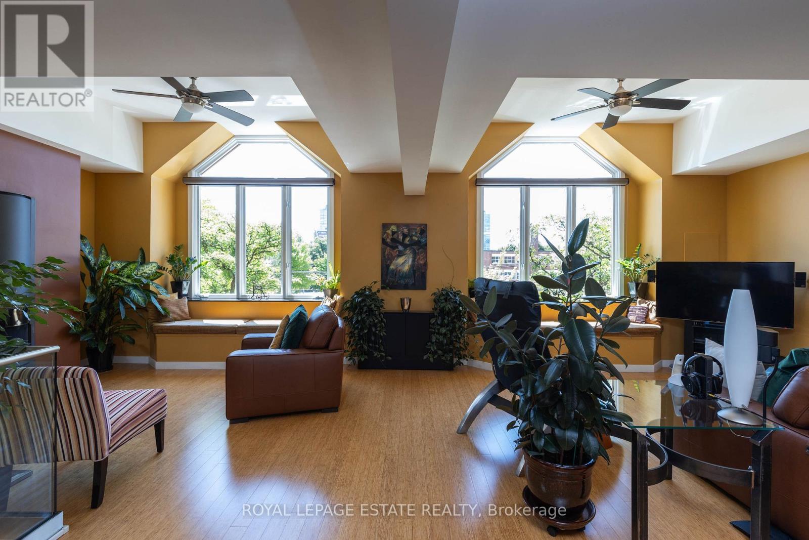 432/434 Queen Street E, Toronto, Ontario  M5A 1T4 - Photo 34 - C12012911