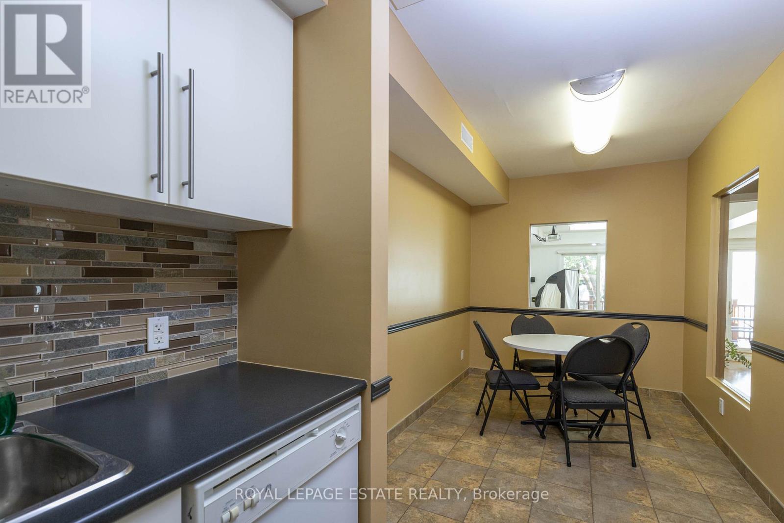 432/434 Queen Street E, Toronto, Ontario  M5A 1T4 - Photo 39 - C12012911