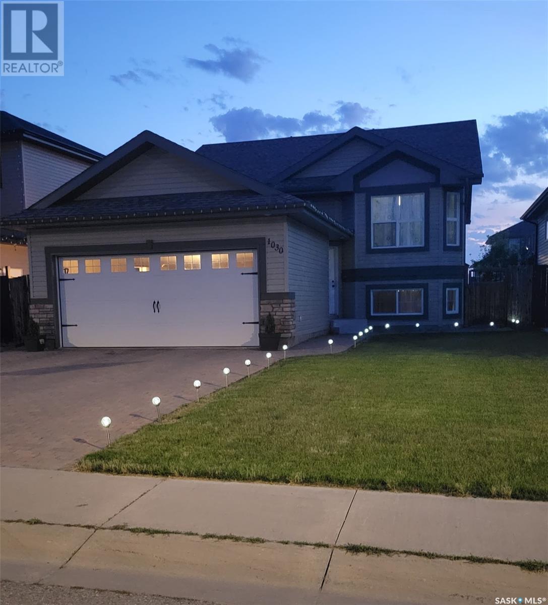 1030 Korol Crescent, Saskatoon, Saskatchewan  S7R 0E5 - Photo 24 - SK998570