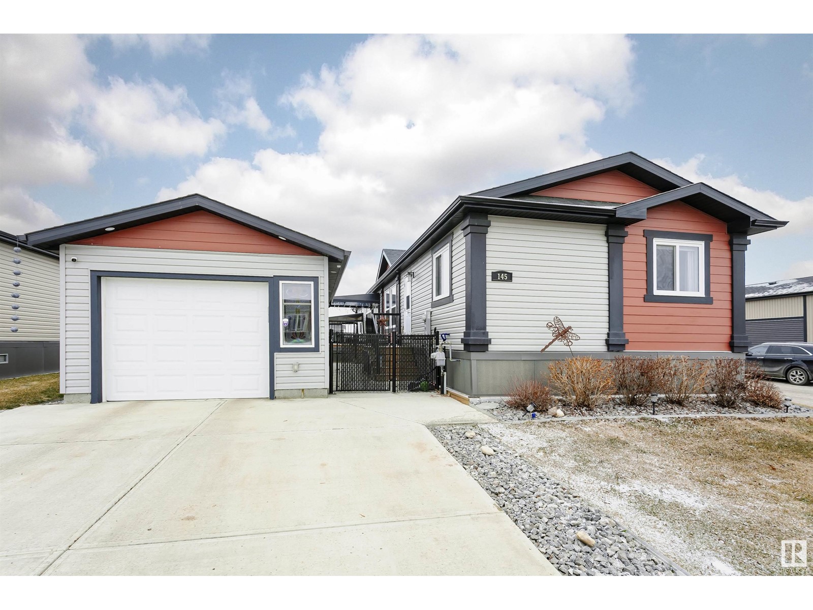 145 Meadows Dr, Morinville, Alberta  T8R 2P7 - Photo 1 - E4425081