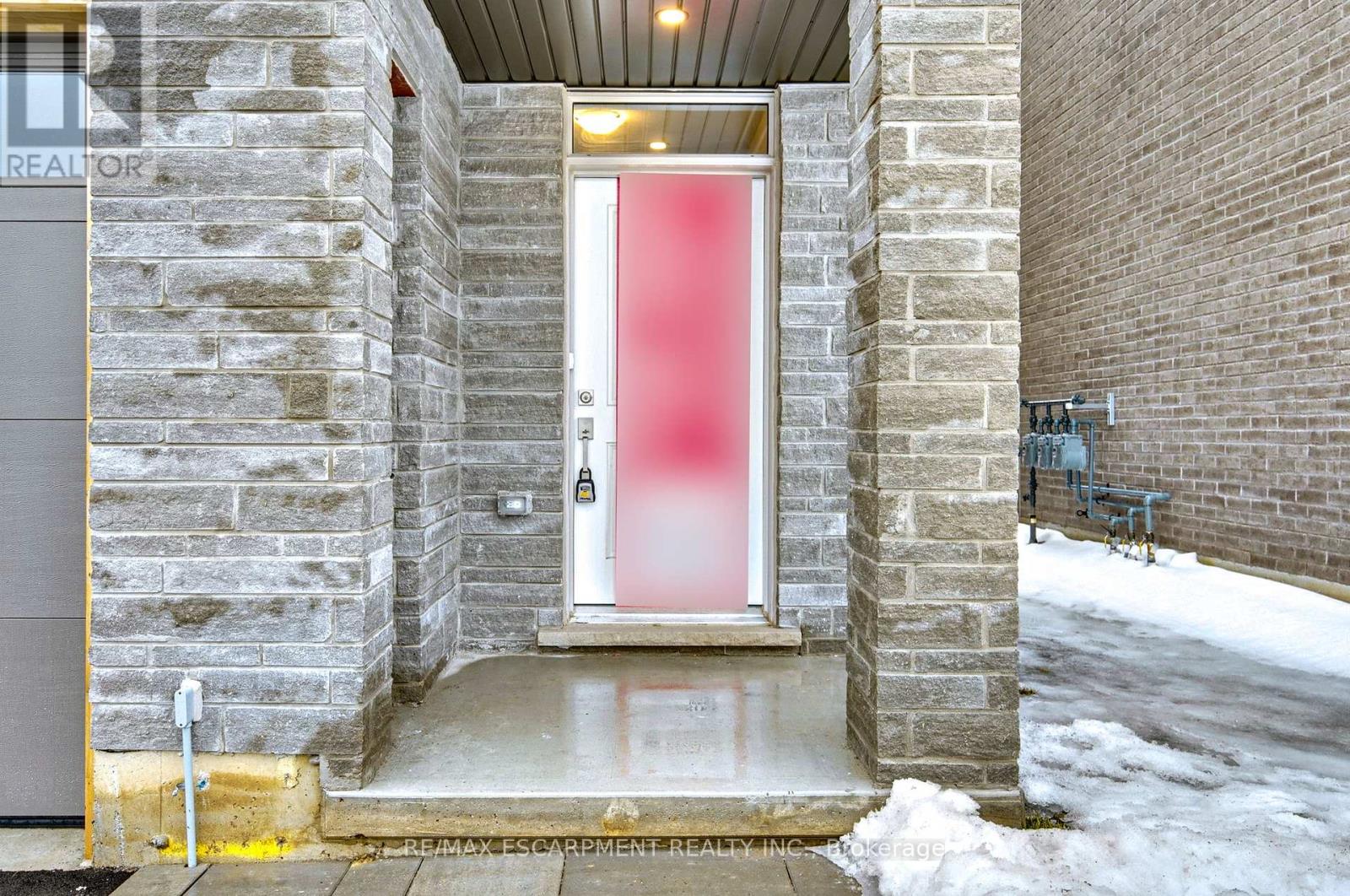 Property at 14 CLEAR VALLEY LANE image 4