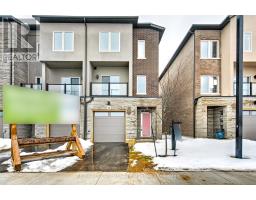 14 CLEAR VALLEY LANE, Hamilton, Ontario