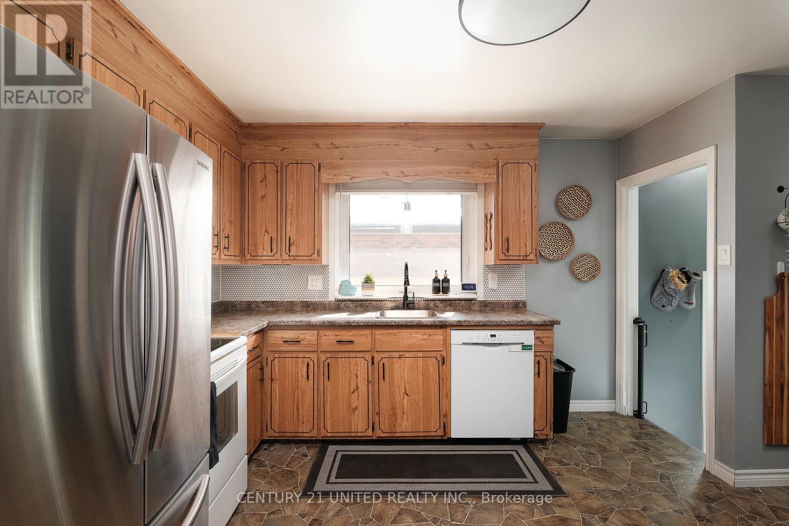 526 Robert Road, Peterborough South, Ontario  K9J 5T1 - Photo 14 - X12013048