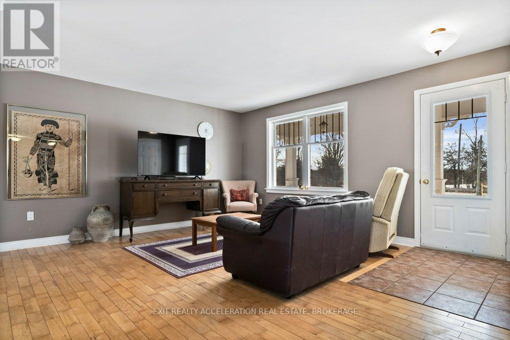 1633 Lazier Road, Tyendinaga, Ontario  K0K 3A0 - Photo 4 - X12013017