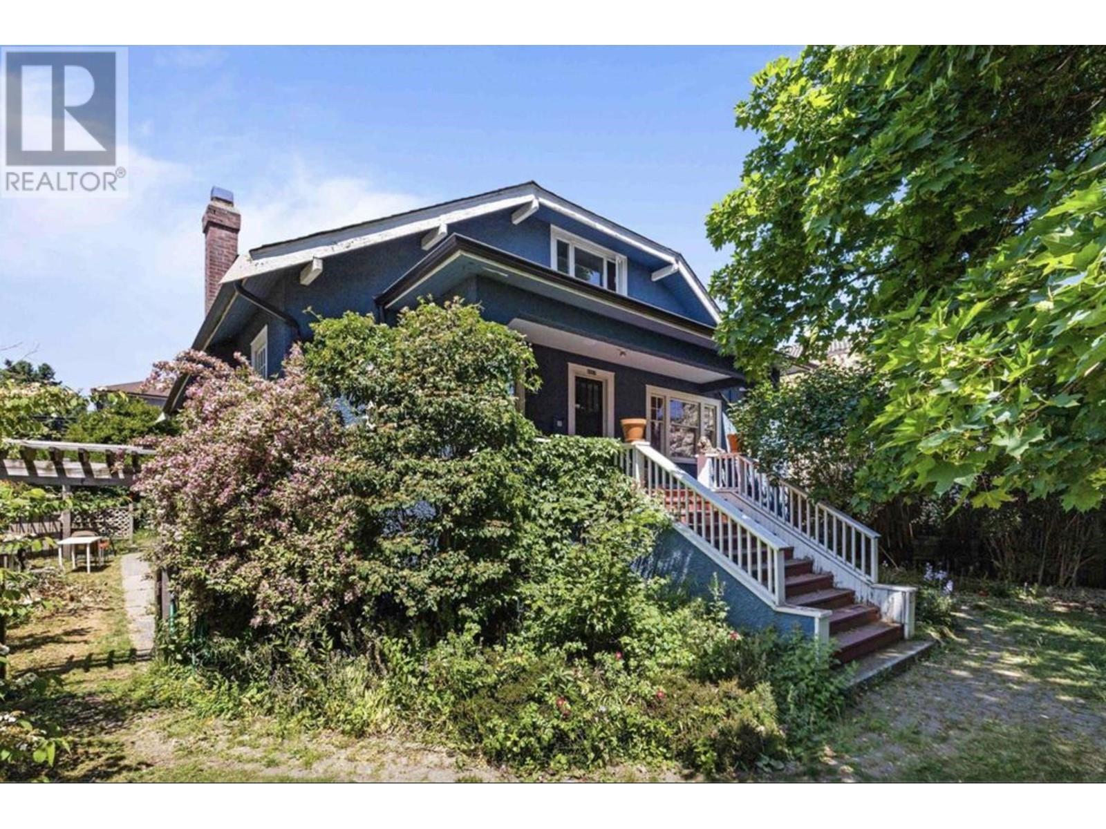 1217 SIXTH AVENUE, new westminster, British Columbia