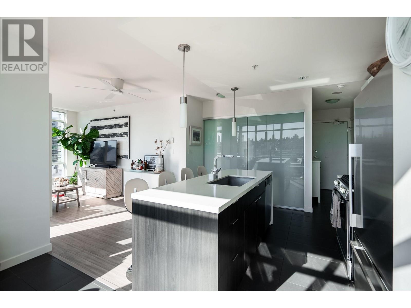 707 1775 Quebec Street, Vancouver, British Columbia  V5T 0E3 - Photo 5 - R2976312