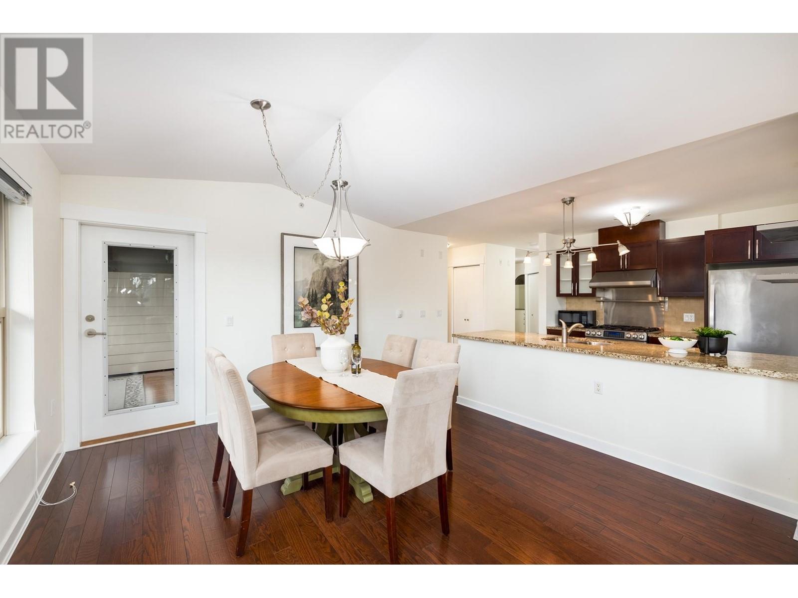 305 1468 St. Andrews Avenue, North Vancouver, British Columbia  V7L 0A8 - Photo 10 - R2976315