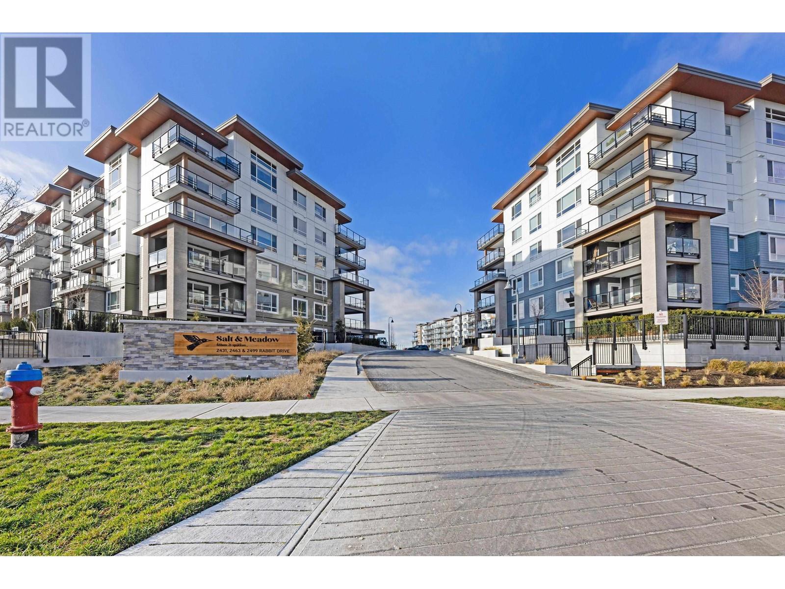 207 2499 Rabbit Drive, Tsawwassen, British Columbia  V4M 0G4 - Photo 1 - R2976320