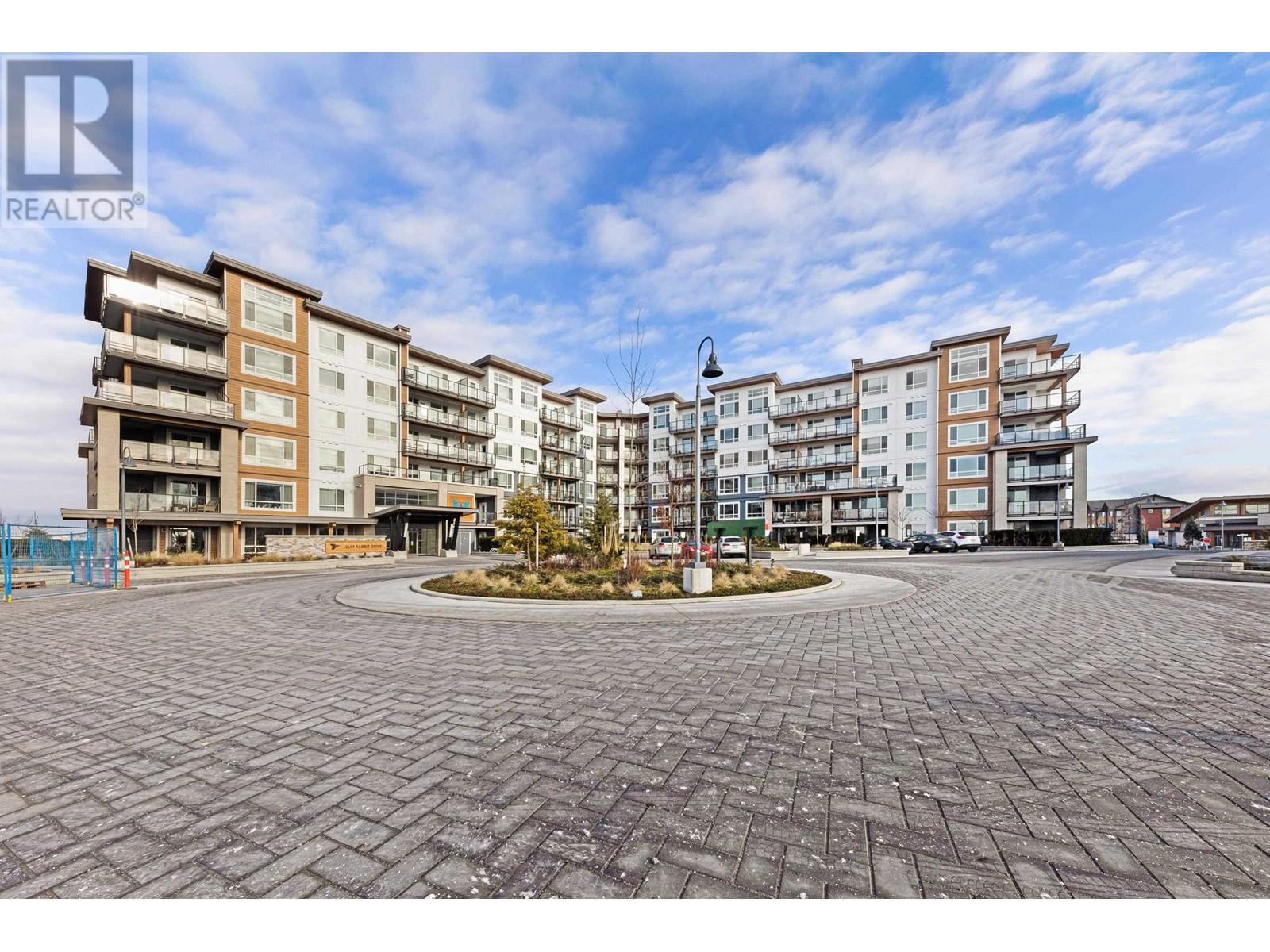 207 2499 Rabbit Drive, Tsawwassen, British Columbia  V4M 0G4 - Photo 3 - R2976320