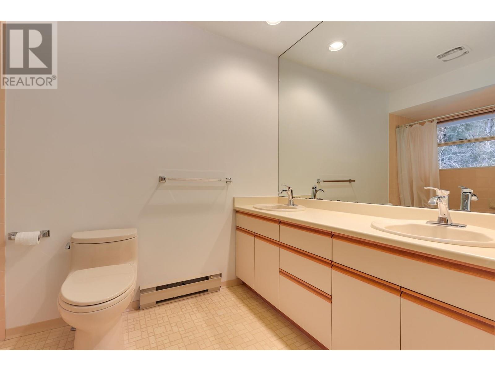 14 3634 Garibaldi Drive, North Vancouver, British Columbia  V7H 2X5 - Photo 15 - R2976366
